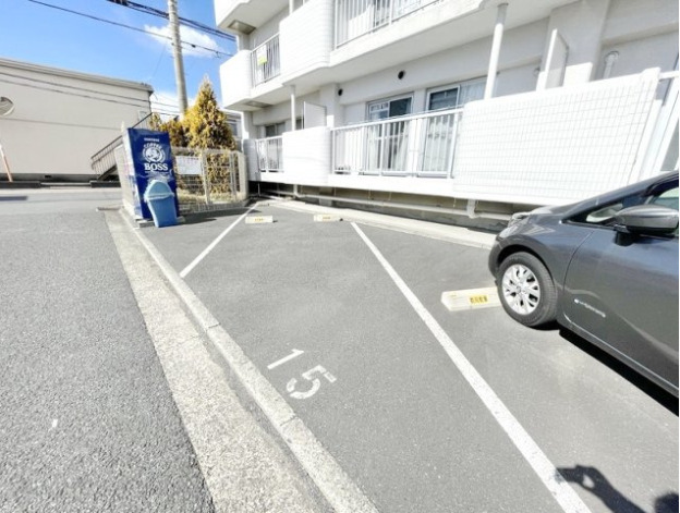 駐車場　【人気のキッチンカウンタータイプ♪】おすすめ物件！