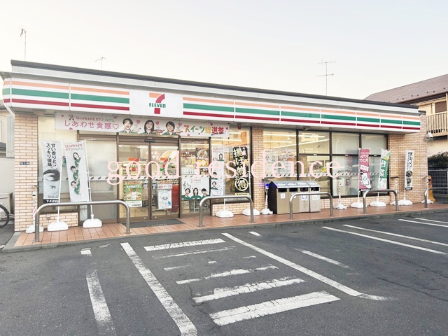 コンビニ　セブンイレブン 横浜和泉町三ツ俣店（コンビニ）まで211m