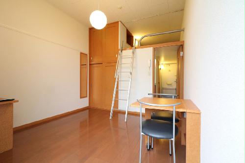 居室・リビング　当社人気のロフトタイプ！開放的なお部屋が好きな人へ
