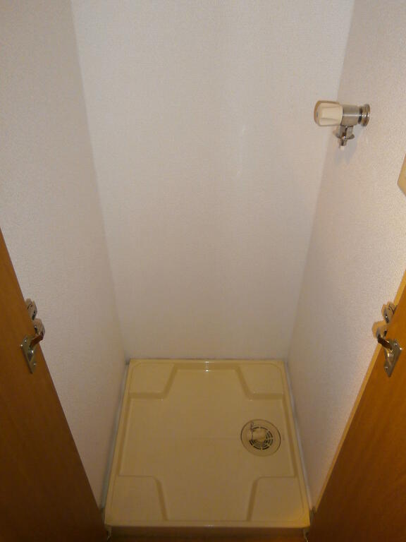 収納　室内洗濯機置き場