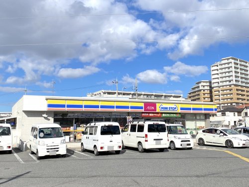 コンビニ　ミニストップ 堺津久野町店（コンビニ）まで491m