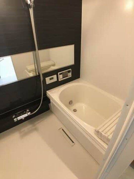 バス・シャワールーム　浴室