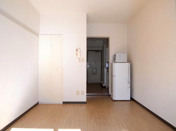 居室・リビング　内装