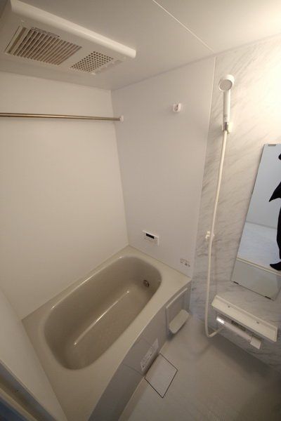 バス・シャワールーム　バス