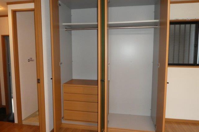 収納　クローゼット