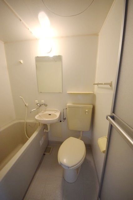 トイレ　★閑静な住宅街！陽当たり良好！★