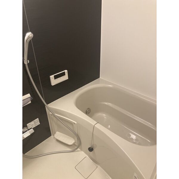 バス・シャワールーム　おいだき機能付き