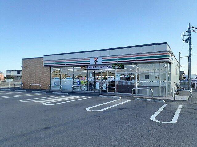 コンビニ　セブンイレブン 常総中妻町店（コンビニ）まで576m