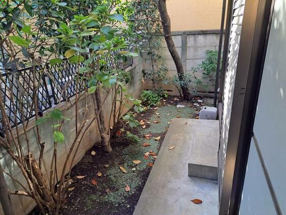 バルコニー　テラス