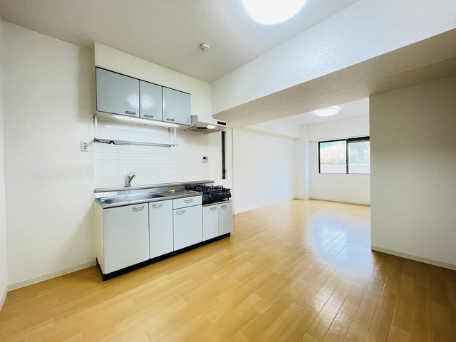 居室・リビング　写真は別部屋参考写真★