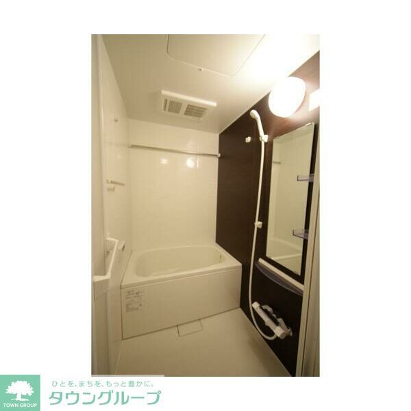 バス・シャワールーム　洗面