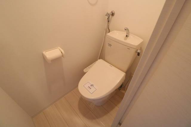 トイレ　シャワートイレ♪