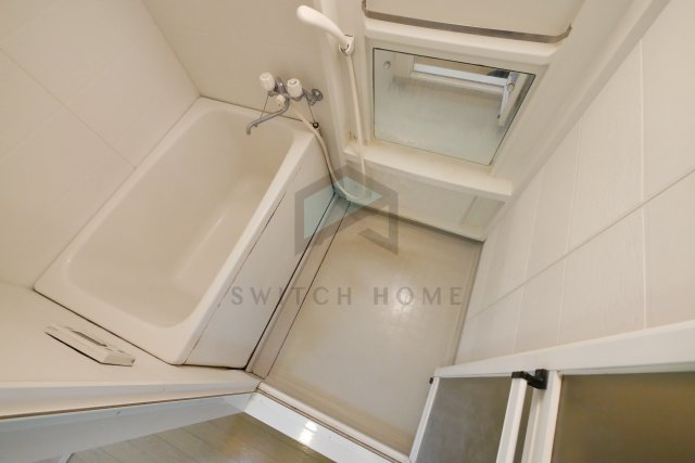 バス・シャワールーム　お風呂で日々の疲れを落としましょう