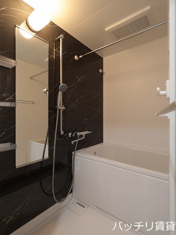 バス・シャワールーム　別室写真の為、現状を優先いたします。