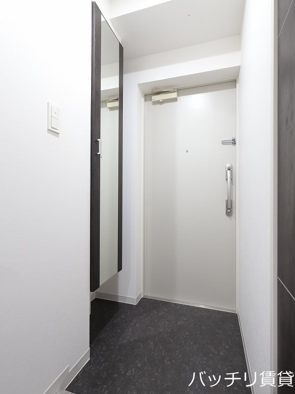 玄関　別室写真の為、現状を優先いたします。