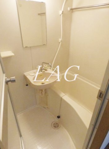 バス・シャワールーム　お風呂です。