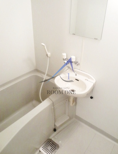 バス・シャワールーム　お風呂です。