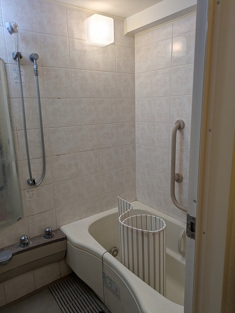 バス・シャワールーム　※家具等備品は賃貸に含まれません