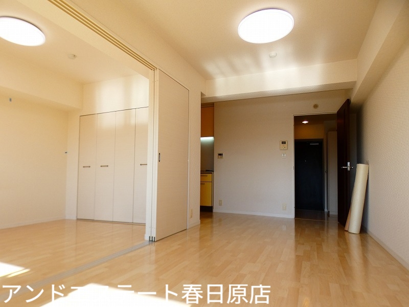 居室・リビング　別号室の写真です