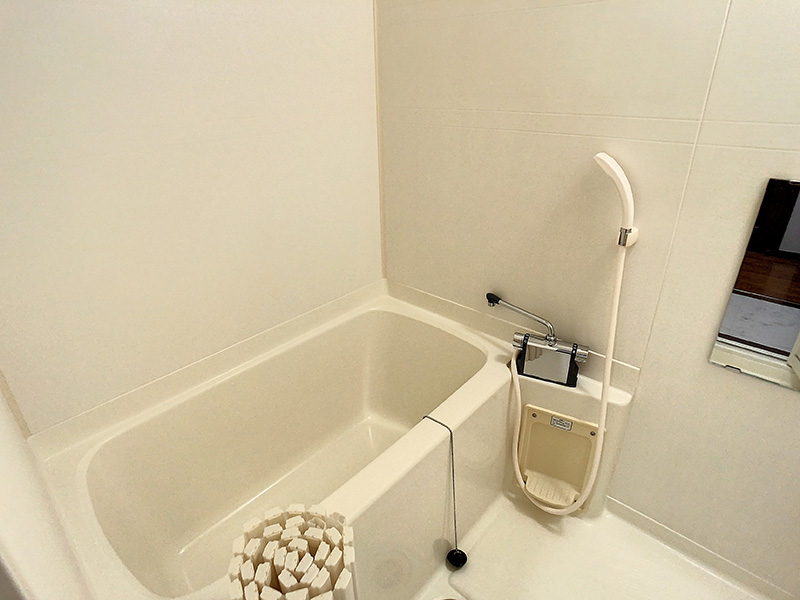 バス・シャワールーム　※別の部屋の写真です