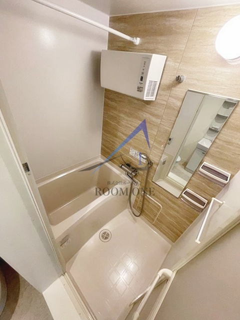 バス・シャワールーム　お風呂です。