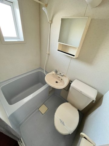 バス・シャワールーム　別号室の写真です。ご参考までに