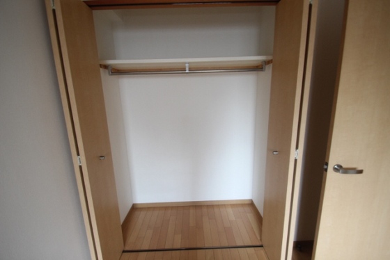 収納　※別部屋の写真です