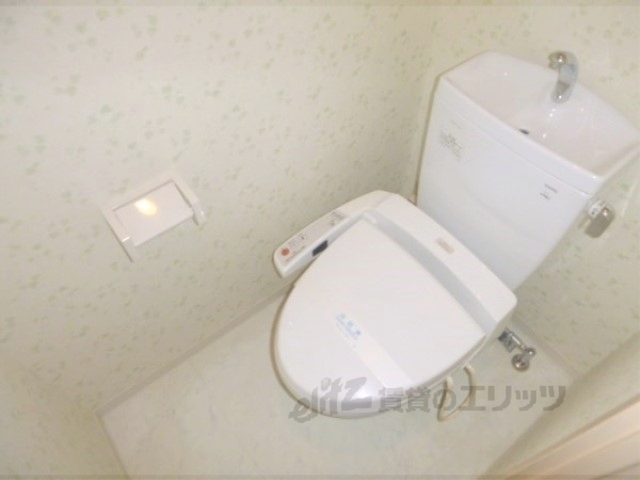 トイレ　ウォシュレットです。