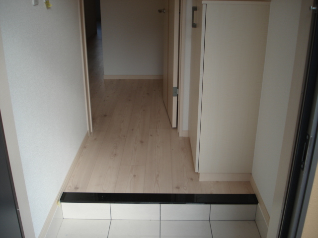 玄関　玄関（イメージ）