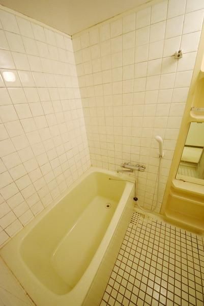 バス・シャワールーム　バスルーム