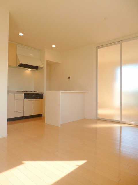 居室・リビング　南西角部屋２面採光