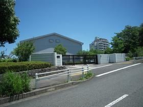 小学校　下柚木小学校（小学校）まで400m