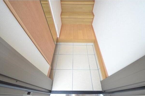 玄関　☆広々とした玄関☆