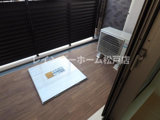 バルコニー　広々としたバルコニーです