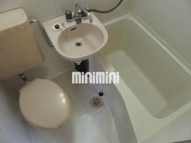 バス・シャワールーム　水周りきれいになっています