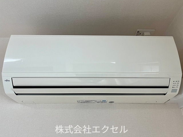 その他　フローリングのきれいな室内です。