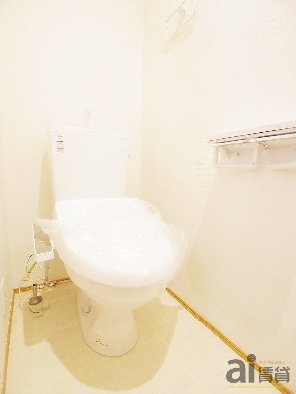 トイレ　～同仕様写真～