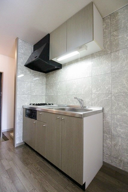 キッチン　グリル付きシステムキッチン