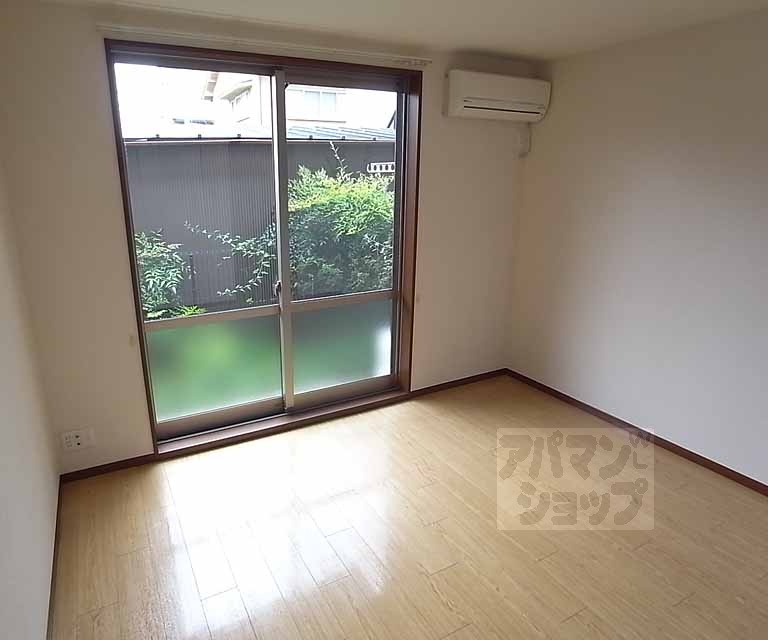 居室・リビング　洋室