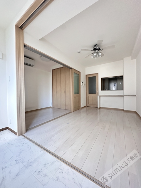 居室・リビング　インターネットも無料で使い放題♪