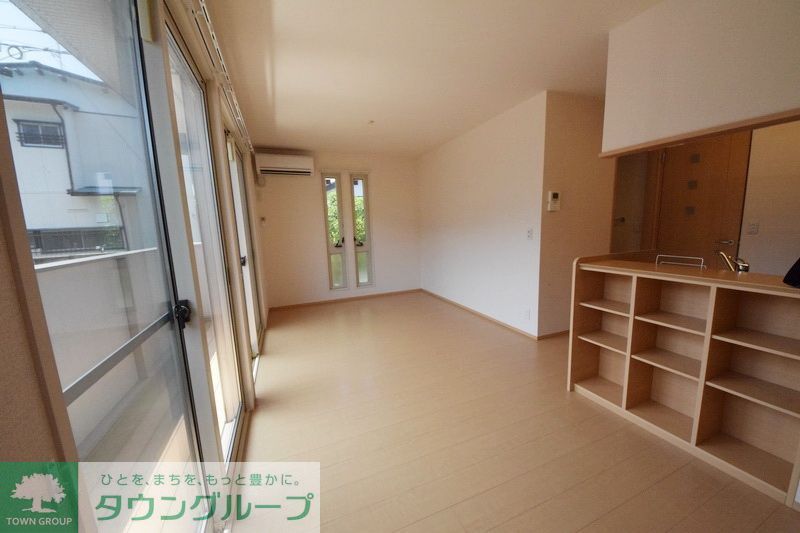 居室・リビング　リビング