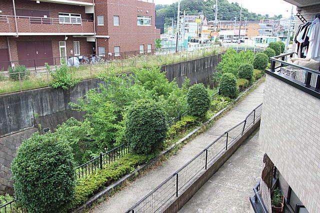 バルコニー　※別号室参考写真