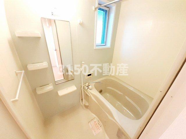 バス・シャワールーム　お風呂で日々の疲れを落としましょう