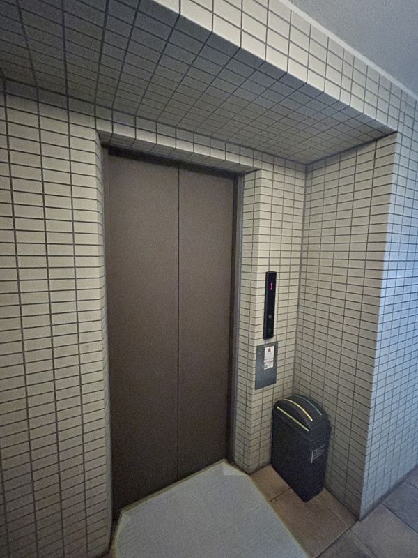 ロビー