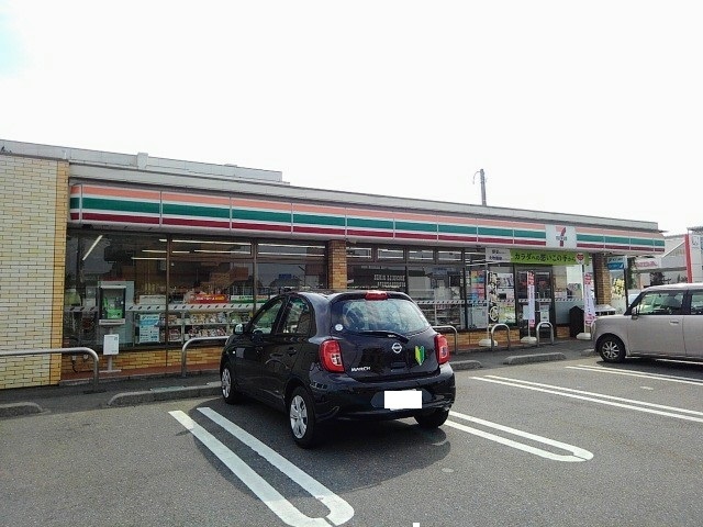 コンビニ　セブンイレブン神鳥谷１丁目店（コンビニ）まで550m