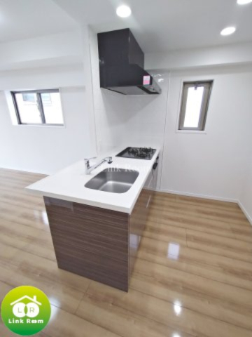 キッチン　参考画像　別タイプのお部屋です。