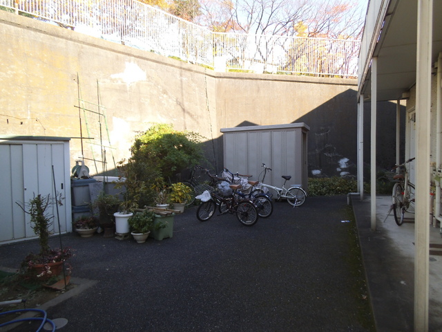 その他共有部分　駐輪場あります