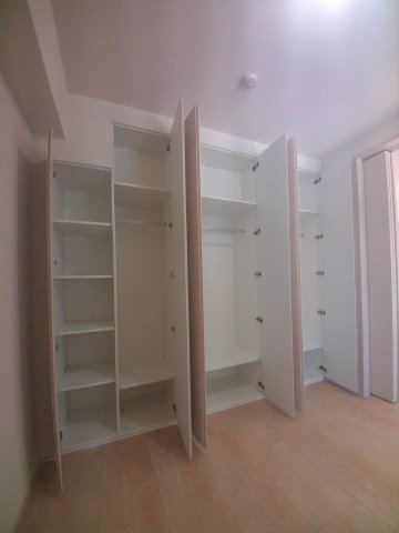 収納　【グランカーサ本駒込】