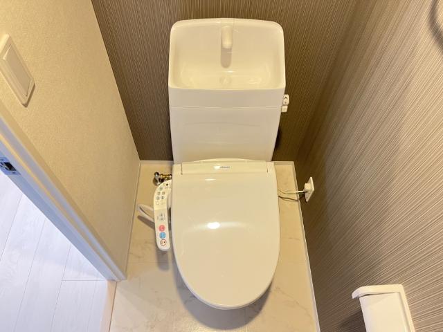 トイレ　トイレ