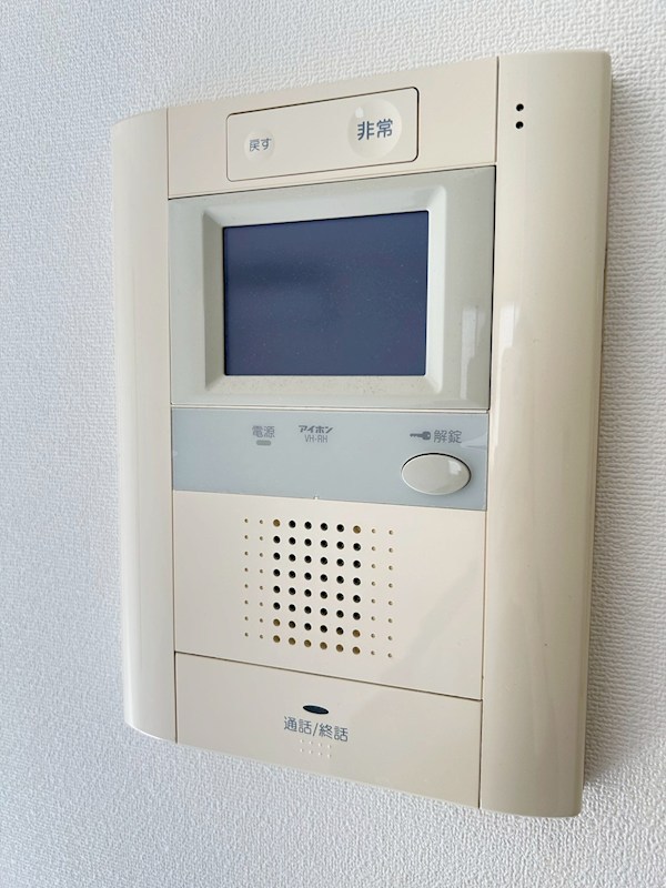 セキュリティ　モニタ付きインターホンで来客も安心